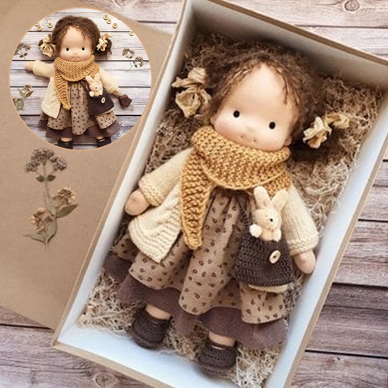 Håndlavet Waldorf-dukke - Økologisk Bomuld | Polka Dots Design