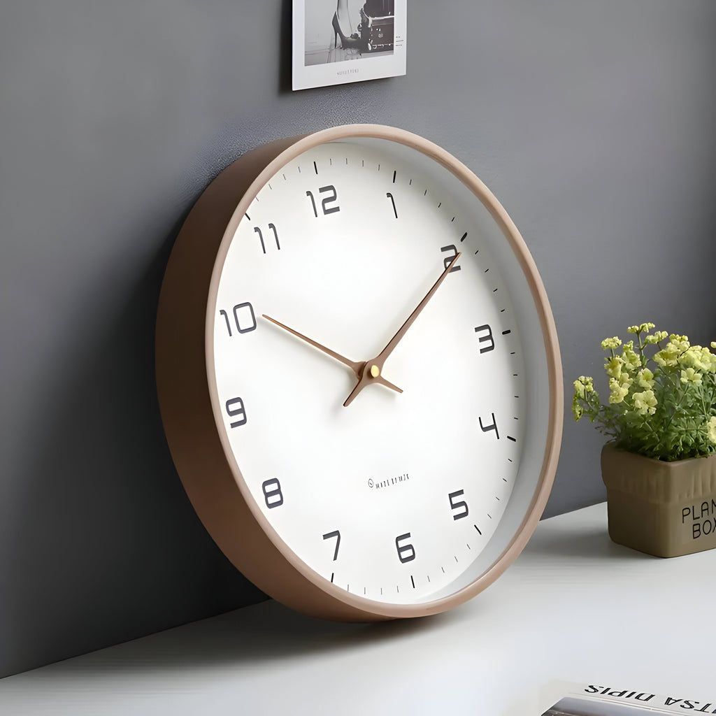 Stillegående Træ Vægur | Moderne Rundt Design